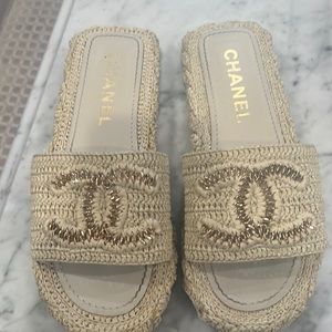 Worn 1x Chanel sandals